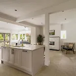 Beaumont Exquisite Lakeland House, Sleeps 10 Вилла