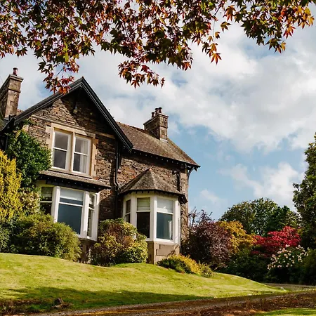 Beaumont Exquisite Lakeland House, Sleeps 10 Вилла