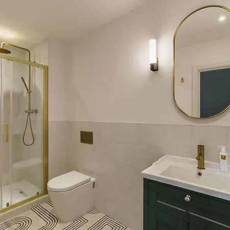 Beaumont Exquisite Lakeland House, Sleeps 10 Villa Windermere