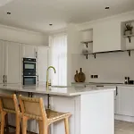 Beaumont Exquisite Lakeland House, Sleeps 10