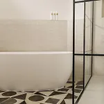 Beaumont Exquisite Lakeland House, Sleeps 10