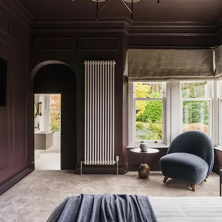 Beaumont Exquisite Lakeland House, Sleeps 10 *