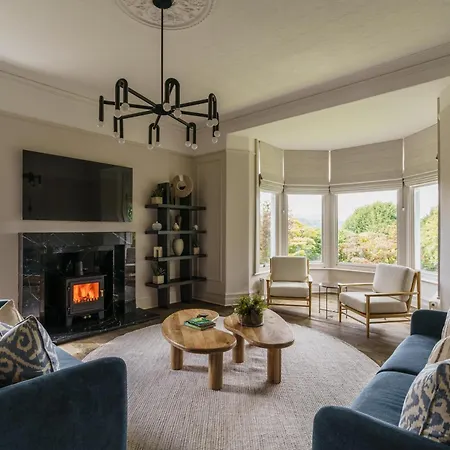 Beaumont Exquisite Lakeland House, Sleeps 10 Villa *