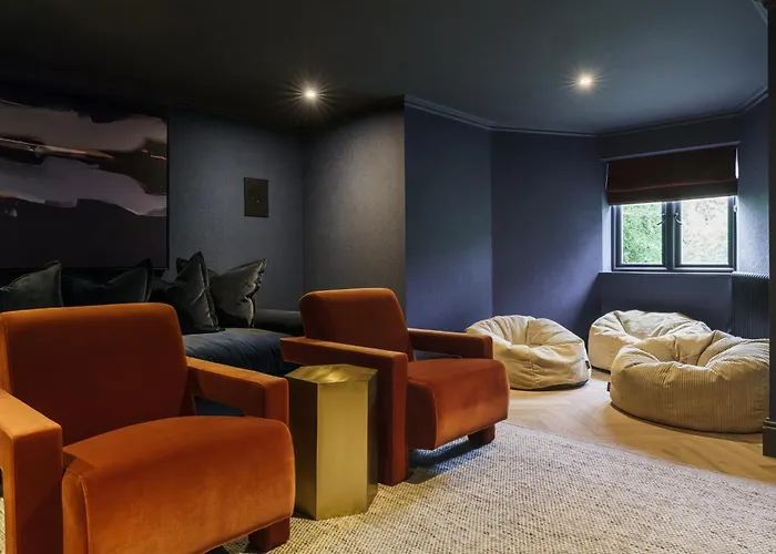 Beaumont Exquisite Lakeland House, Sleeps 10 * Windermere