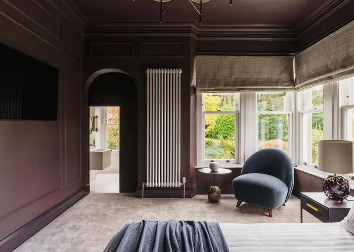 Beaumont Exquisite Lakeland House, Sleeps 10 *