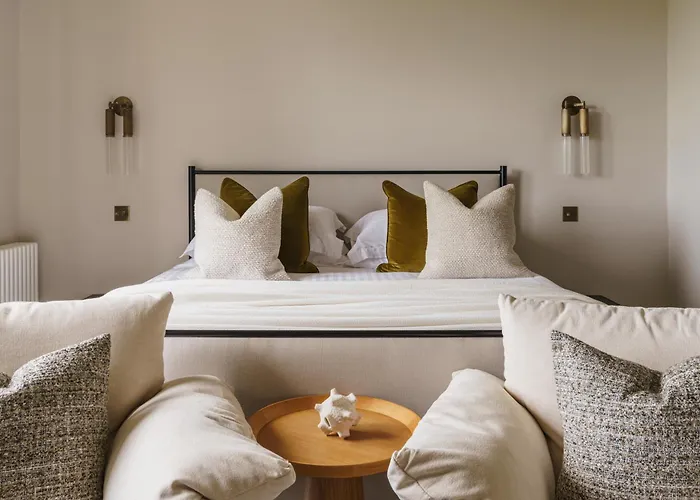 Villa Beaumont Exquisite Lakeland House, Sleeps 10