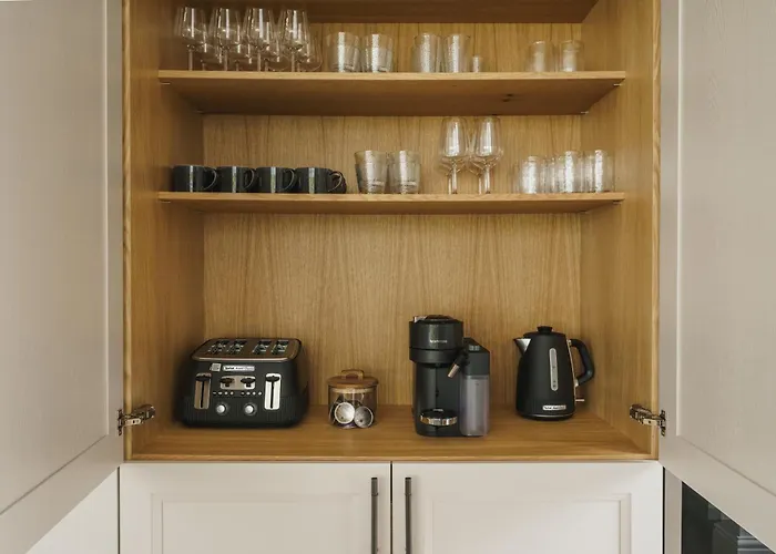 Beaumont Exquisite Lakeland House, Sleeps 10 Villa *