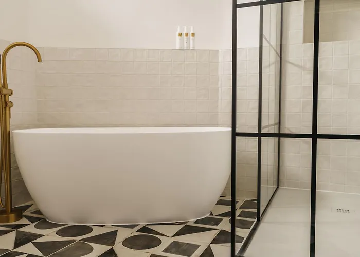 Beaumont Exquisite Lakeland House, Sleeps 10